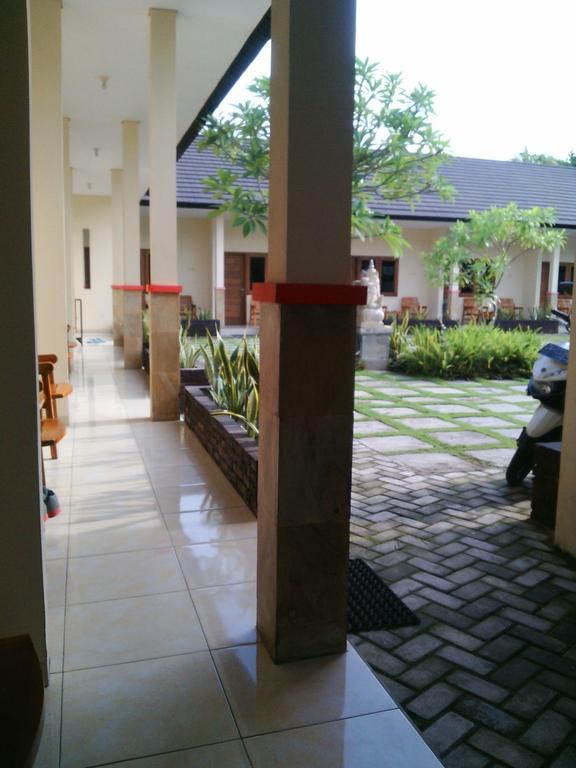 Deka Homestay Матарам Экстерьер фото