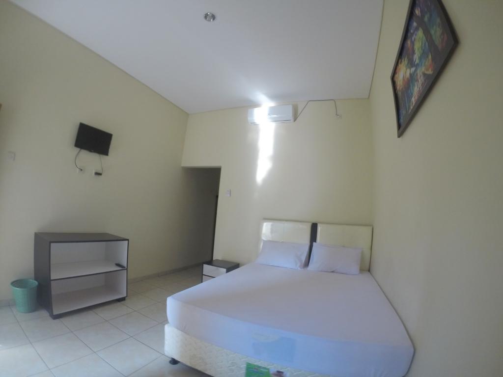 Deka Homestay Матарам Экстерьер фото