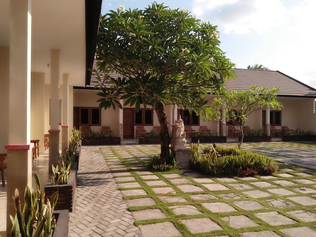 Deka Homestay Матарам Экстерьер фото